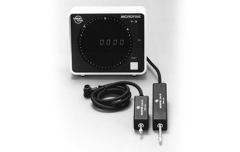 Started selling MICROFINE S1M: compact digital indicator.